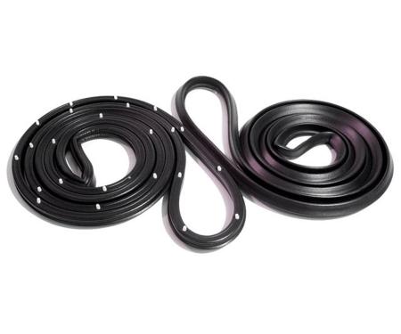 Metro Moulded Parts 1961-1964 Oldsmobile / Chevrolet / Buick / Pontiac Rear Molded Door Seals with Clips. for 4-Door Wagon Only LM 21-B/W