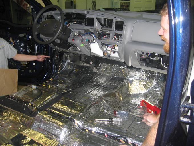 HushMat  Firewall Deadener and Insulation Kit 649032