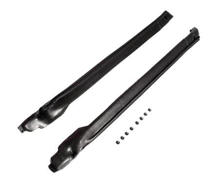 Metro Moulded Parts 1969-1972 Chevrolet Chevelle Windshield Pillar Post Seals for Convertibles. Pair CZ 8103-A