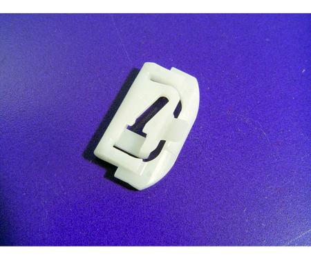 Metro Moulded Parts 1975-1985 Oldsmobile / Pontiac / Buick / Chevrolet / Cadillac / American Motors Lower Side Window Reveal Molding Clip. Made of Nylon WF 214
